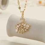Zircon Necklace - Jewelry - Image 2