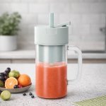 Portable Mini Crusher Juicer  - Image 4
